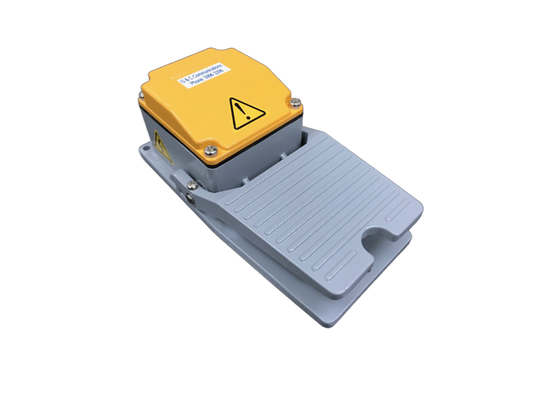 FOOT SWITCH TO SUIT BOOM MIC - HEAVY DUTY - G&C Communications